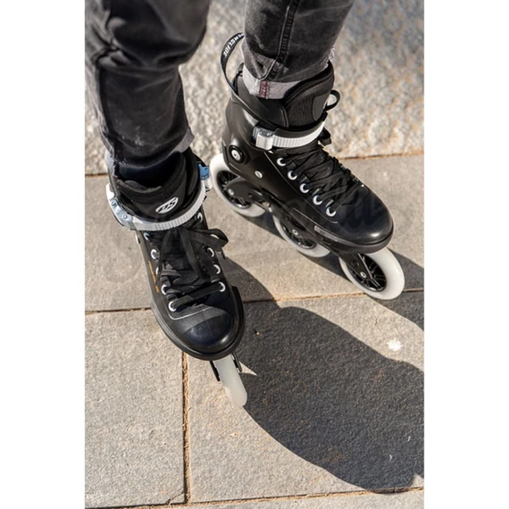 Powerslide NEXT 110 SL Black Trinity görkorcsolya