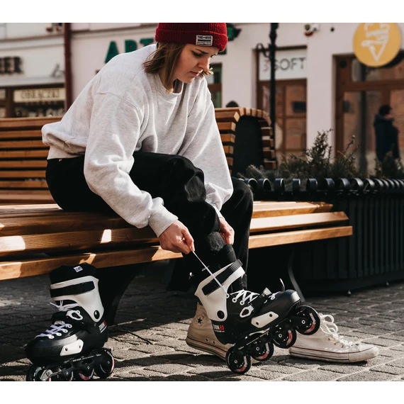 Powerslide Zoom Trinity 80 FSK Urban freeskate görkorcsolya promo
