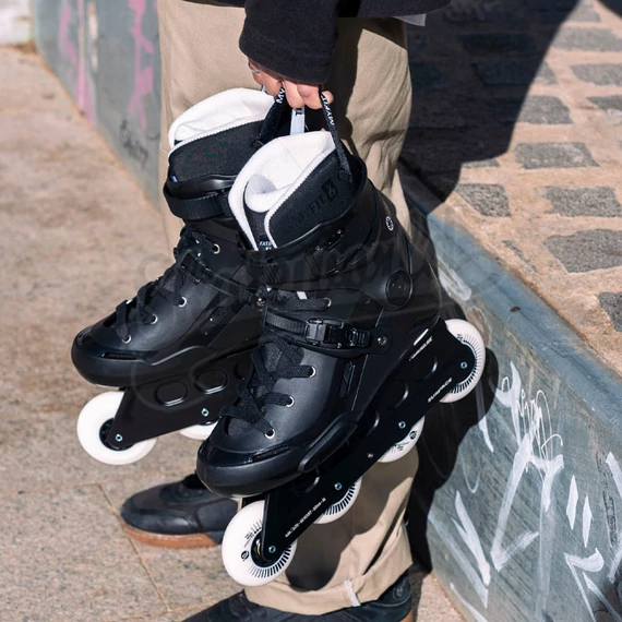 Powerslide Storm Black 80 görkorcsolya promo