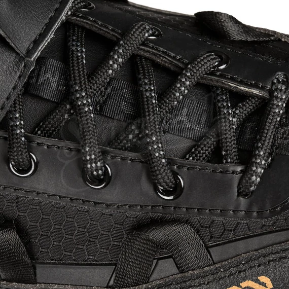 IQON CL 10 Boot 165mm black freeskate görkorcsolya cipő fűzése